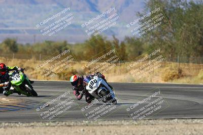 media/Nov-17-2024-CVMA (Sun) [[1fec520723]]/Race 8-Formulw LW Twins SHOOTOUT/